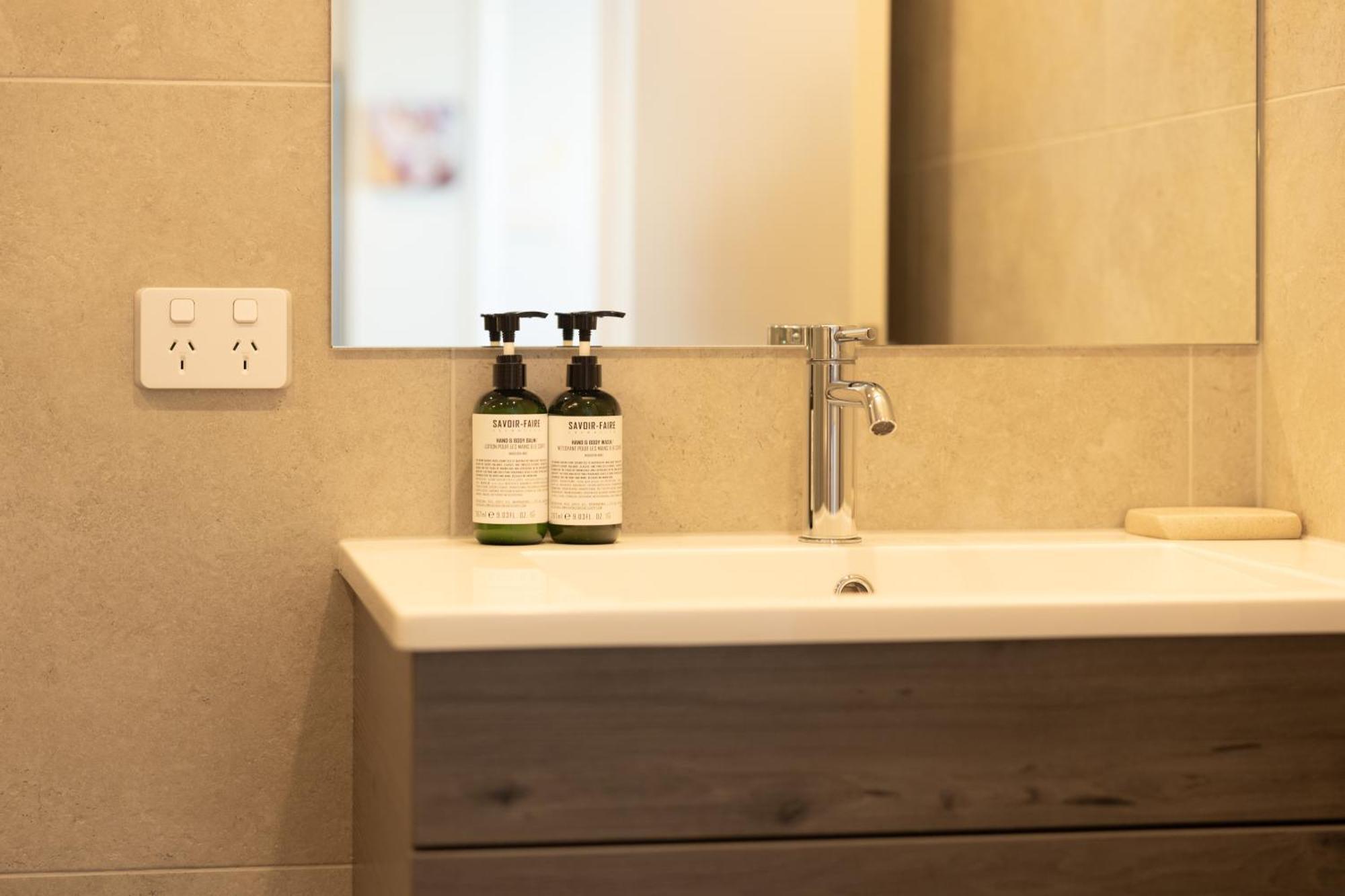 Luxury 2 Bedroom Cbd Apartment With Free Parking Christchurch Exteriér fotografie